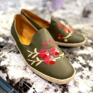 Comfort View Loafers woman’s size 11